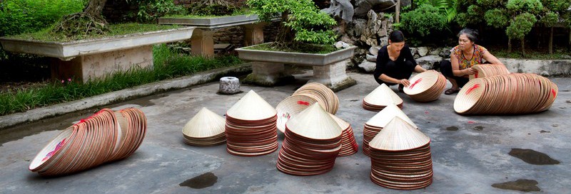 Chuong Village in Hanoi – a Hometown Of Conical Hats