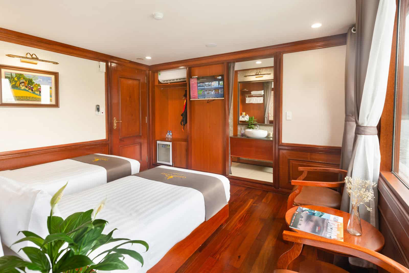 Luxury Calypso Cruise - accommodation-vietnam-at a glance tour