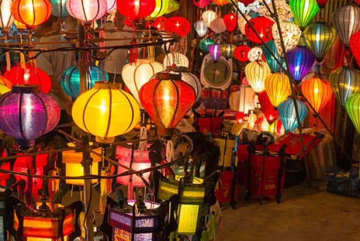 8 Best Markets in Vietnam – Go & Heat…